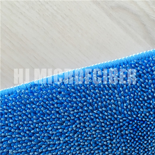 配管されるMicofiberのポリエステルおよびポリアミドはmicrofiberの平らなモップのパッドをねじります