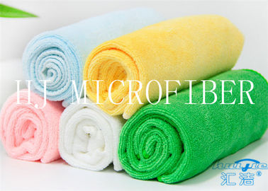 家のための色サイズおよび密度の有用なMicrofiberのBathタオルのMutifunctionalカスタマイズされたタオルを使用して